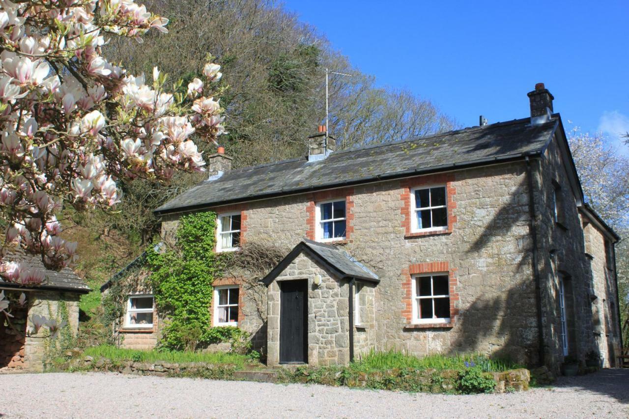 Church Hill Farm 蒙默思 外观 照片